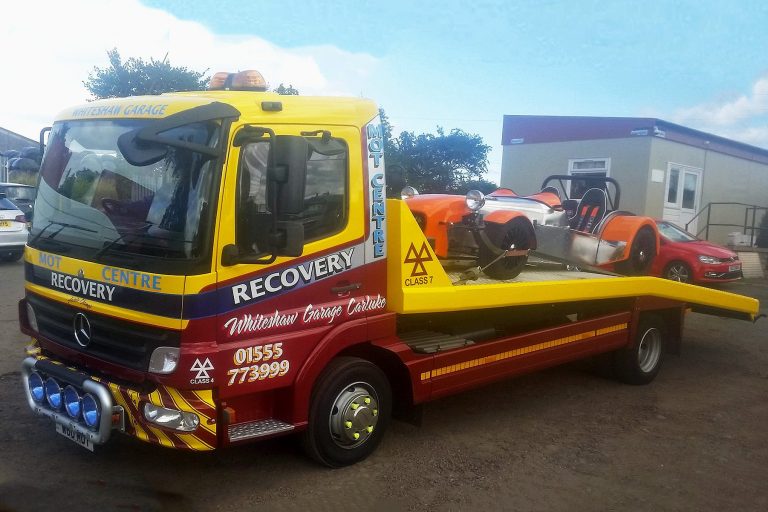 Whiteshaw-Garage-MOT-Centre-recovery-truck-02